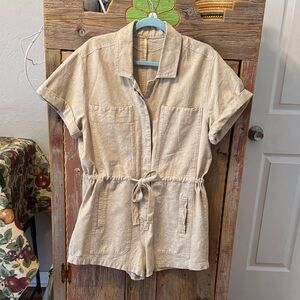 Free People Romper size small. Off white. Surplus style.  Great for Fall! New!
